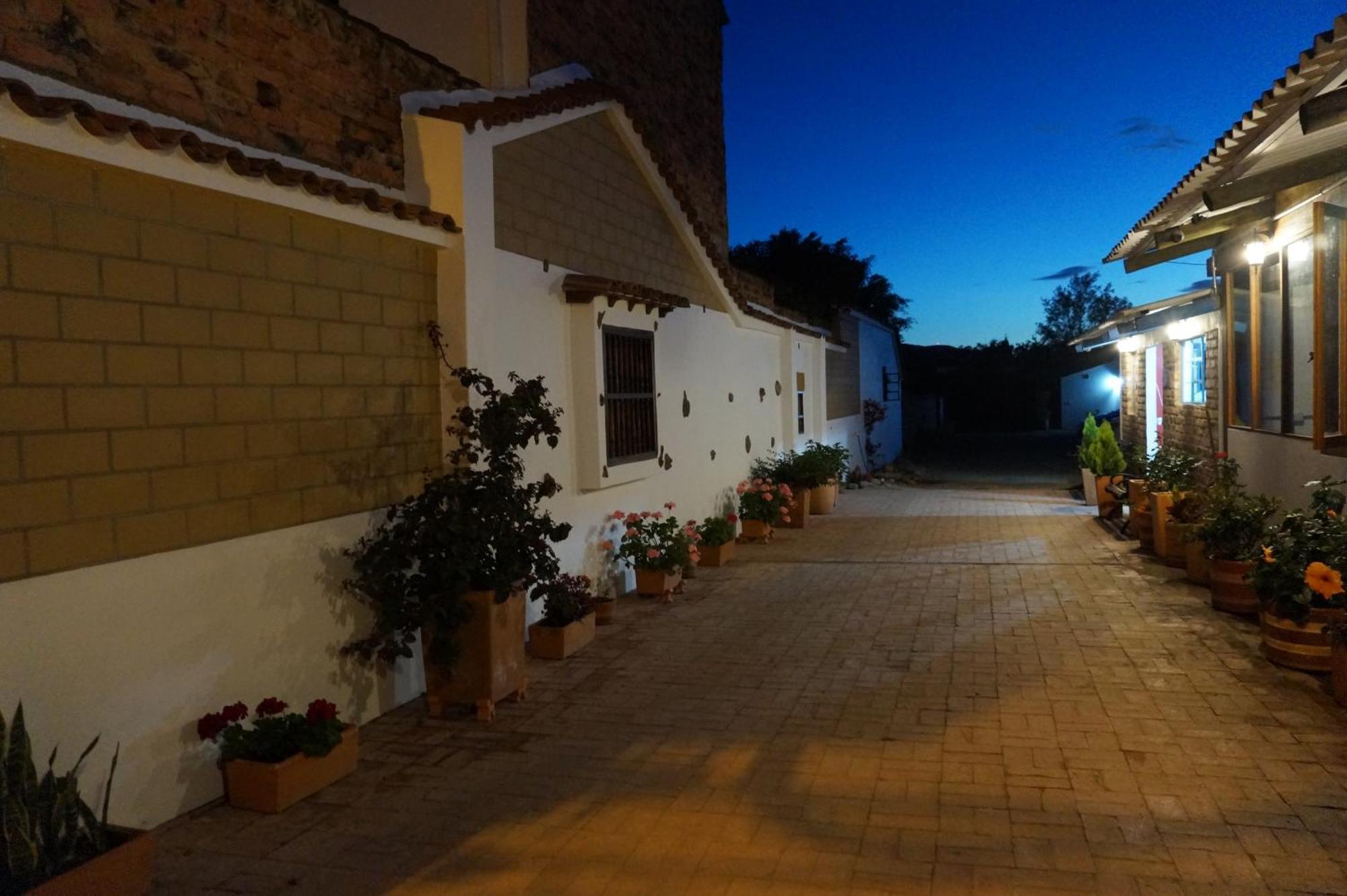 Hospedaje Plaza Villa De Leyva Bagian luar foto