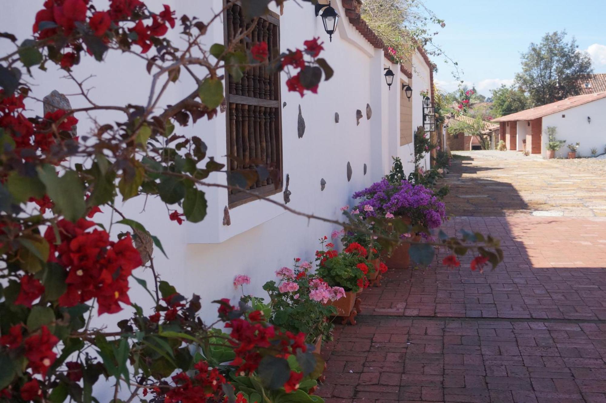 Hospedaje Plaza Villa De Leyva Bagian luar foto